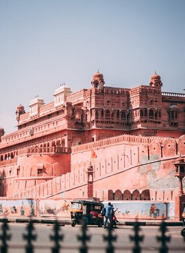 destination image